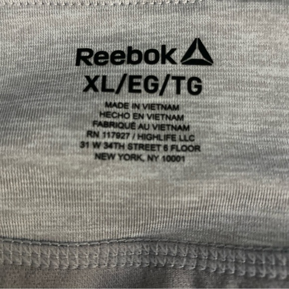 Reebok Women's Running Shorts XL Grey Athletic Lightweight Activewear Gym - Picture 5 of 9
